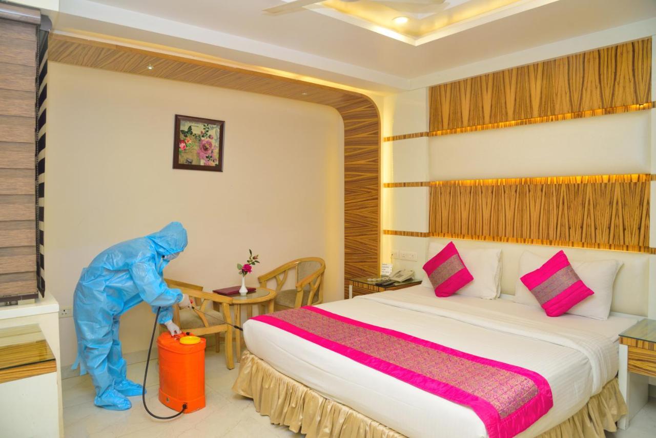 Aman Continental - 2Mins From Railway Station And 5 Mins From Metro Hotel New Delhi Exterior photo