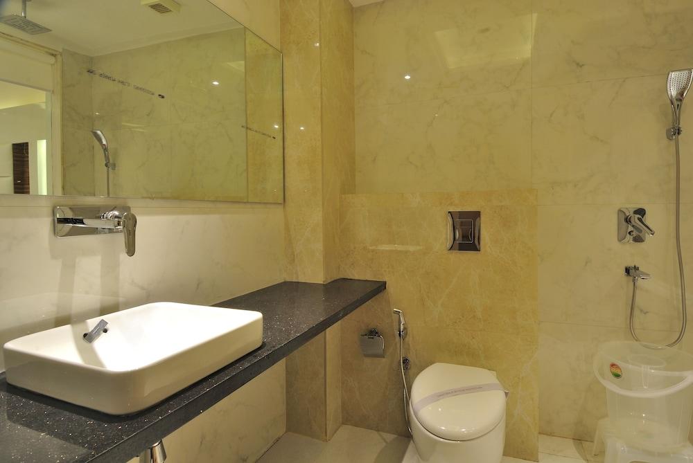 Aman Continental - 2Mins From Railway Station And 5 Mins From Metro Hotel New Delhi Exterior photo