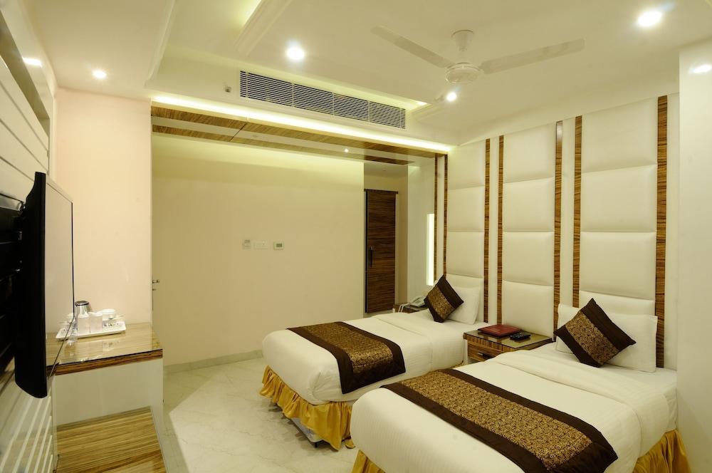 Aman Continental - 2Mins From Railway Station And 5 Mins From Metro Hotel New Delhi Exterior photo