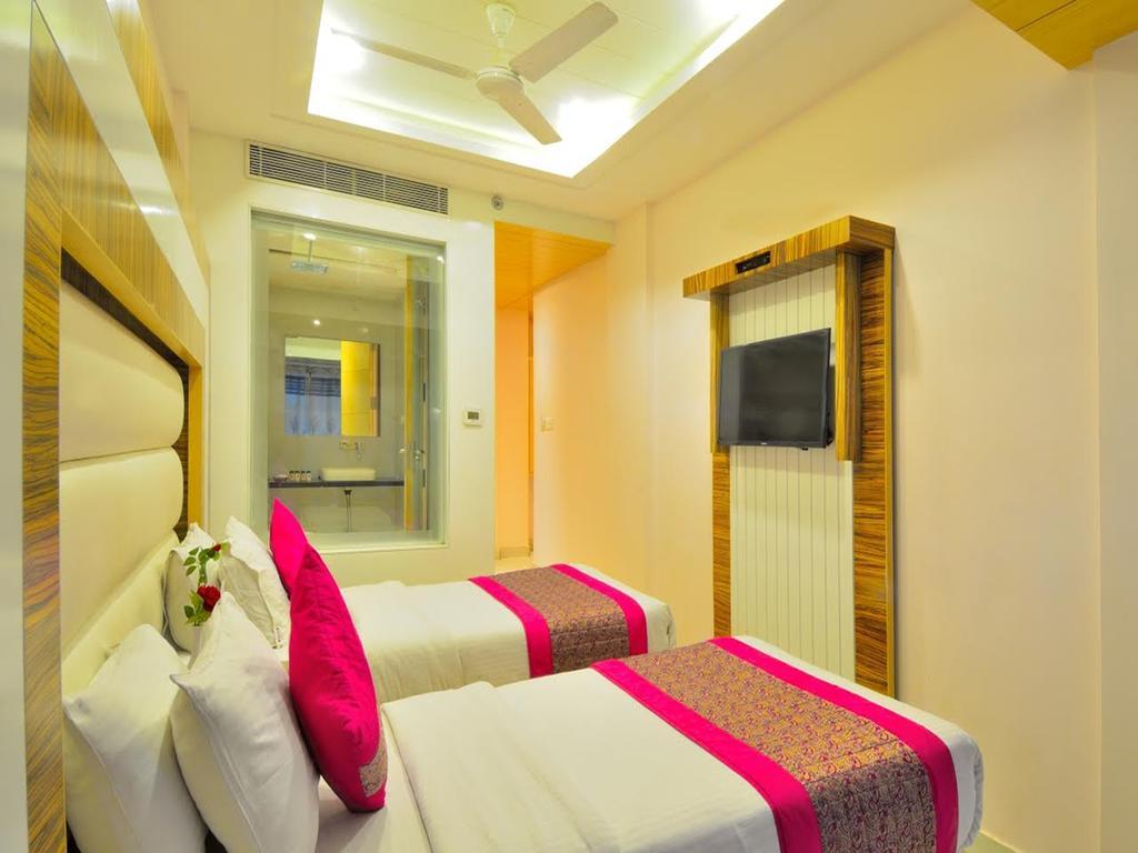 Aman Continental - 2Mins From Railway Station And 5 Mins From Metro Hotel New Delhi Exterior photo