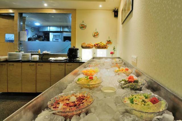 Aman Continental - 2Mins From Railway Station And 5 Mins From Metro Hotel New Delhi Exterior photo