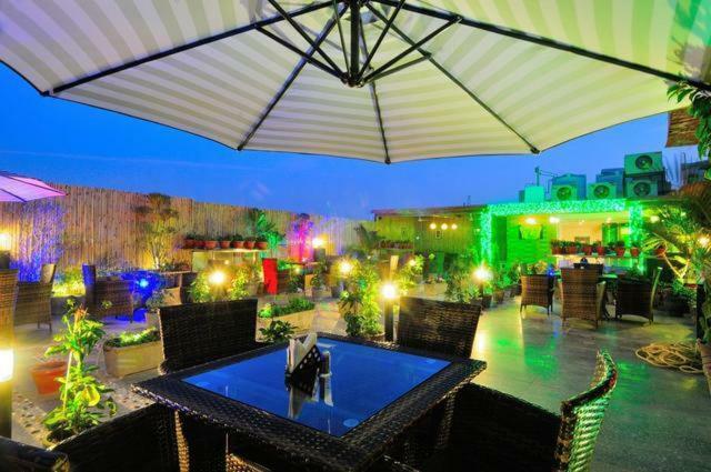 Aman Continental - 2Mins From Railway Station And 5 Mins From Metro Hotel New Delhi Exterior photo